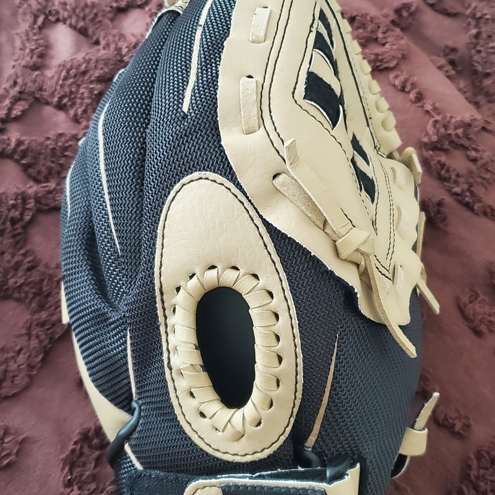 Addidas 12 in baseball glove